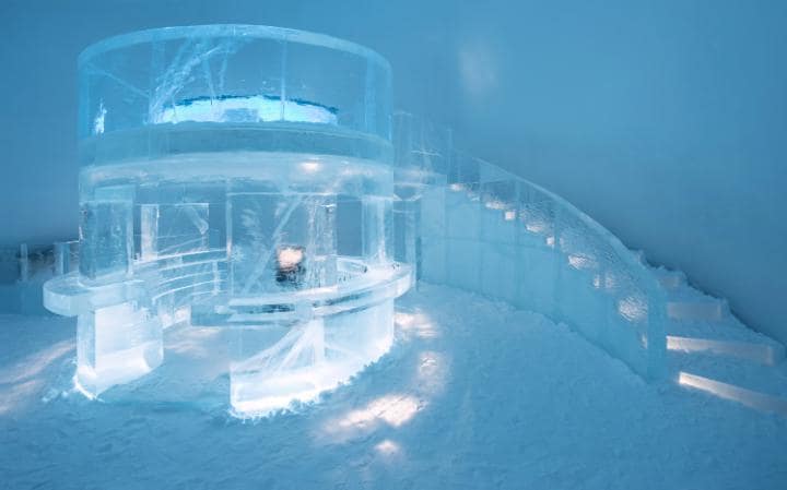 ice-hotel-ice-bar 2-large