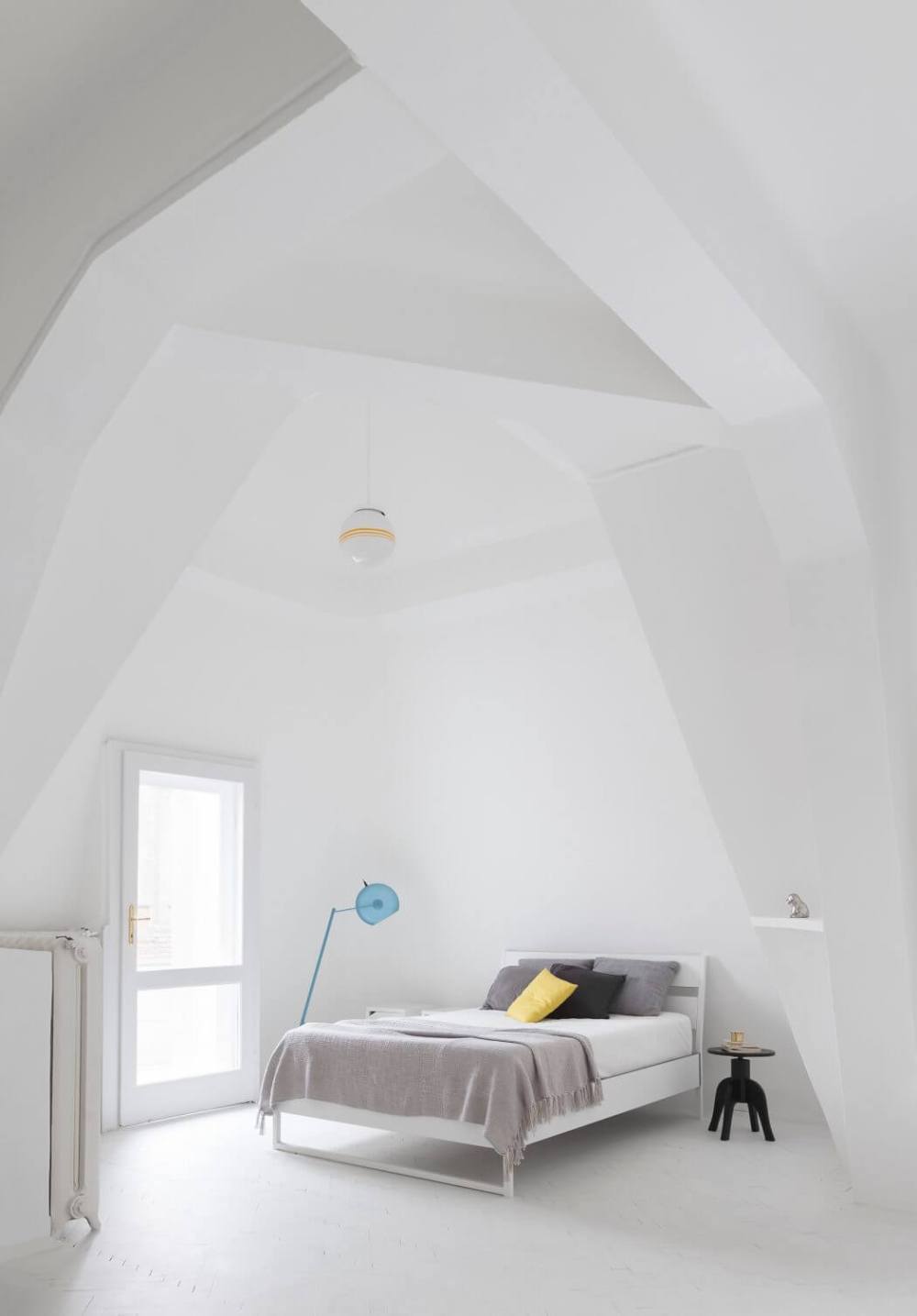 010-zoltan-apartment-az-design-studio-1050x1507